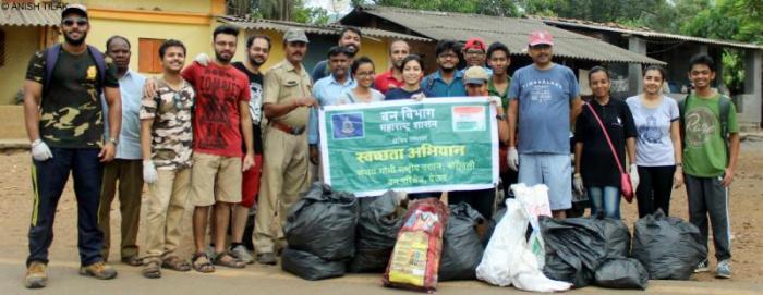 The group collected 10 bags full of plastic waste and beer bottles from the area.
